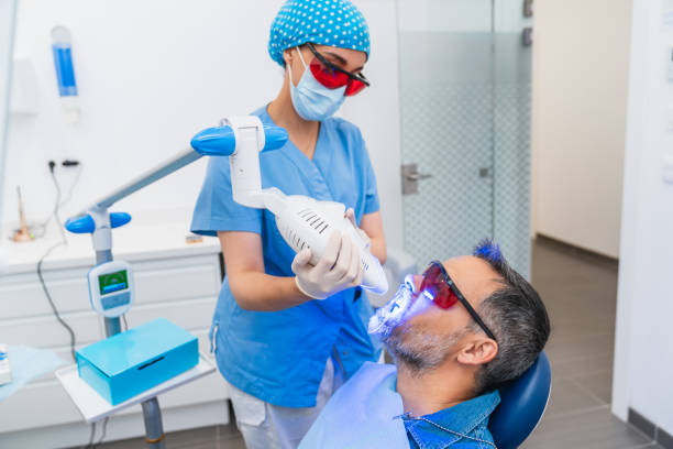 Best Emergency Gum Treatment in Eerlin, ND